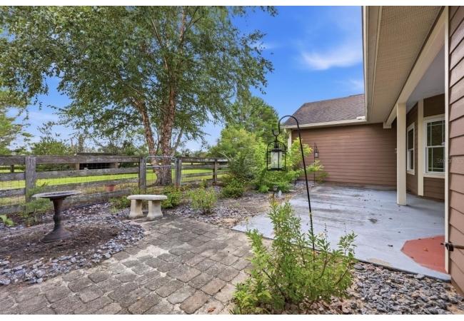 25263 NW 140TH LN House photo 16