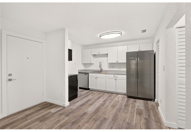 1015 SW 9TH ST #C24 Condo photo 7