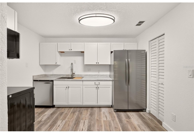 1015 SW 9TH ST #C24 Condo photo 8