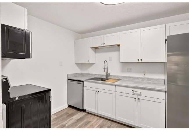 1015 SW 9TH ST #C24 Condo photo 10