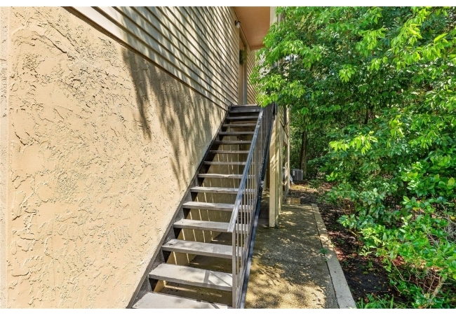 1015 SW 9TH ST #C24 Condo photo 29