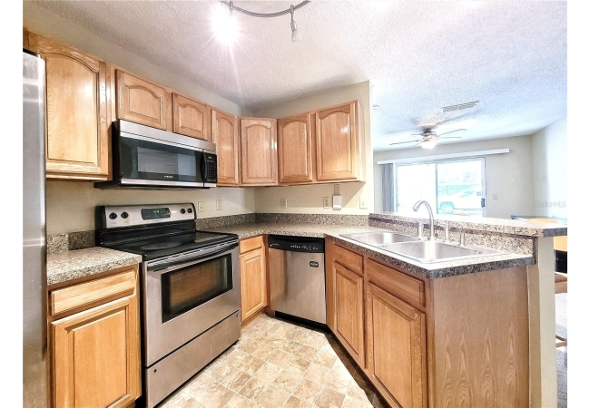 3705 SW 27TH ST #811 Condo photo 7