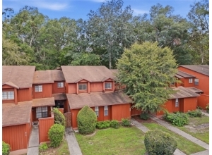 823 SW 58TH TER