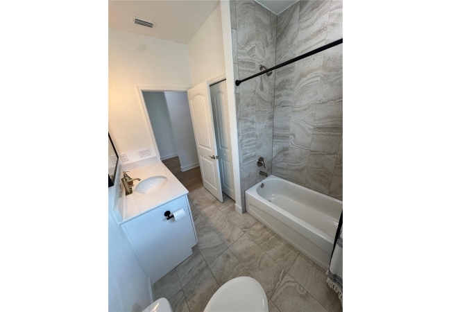 2112 SW 245TH DR House photo 12