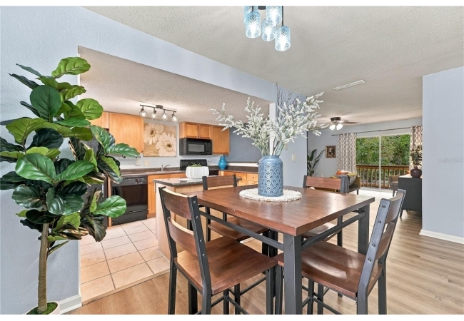 1810 NW 23RD BLVD #225 Condo photo 4