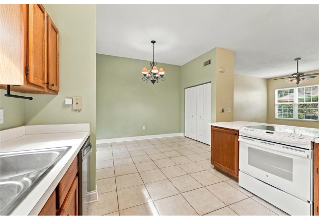 5226 SW 97TH WAY Condo photo 11