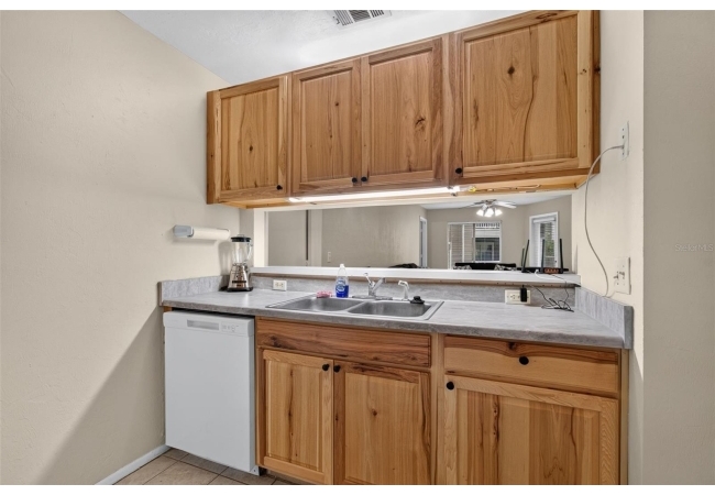 4000 SW 23RD ST #2-105 Condo photo 6
