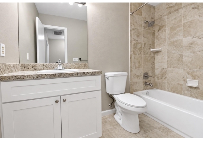 5441 SW 88 CT House photo 17