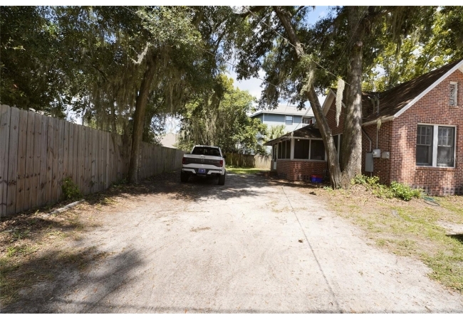 1714 NW 3RD PL House photo 34