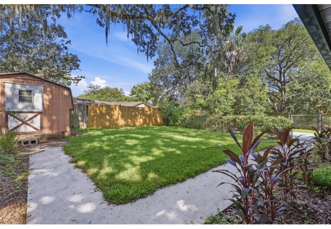 1310 SW 76TH DR House photo 13