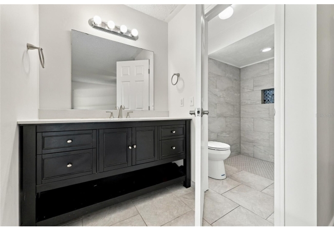 1310 SW 76TH DR House photo 18