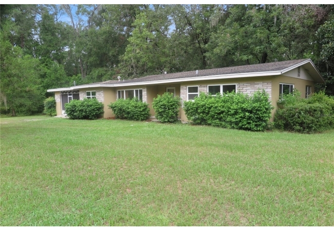 23376 NW COUNTY ROAD 236 House photo 3