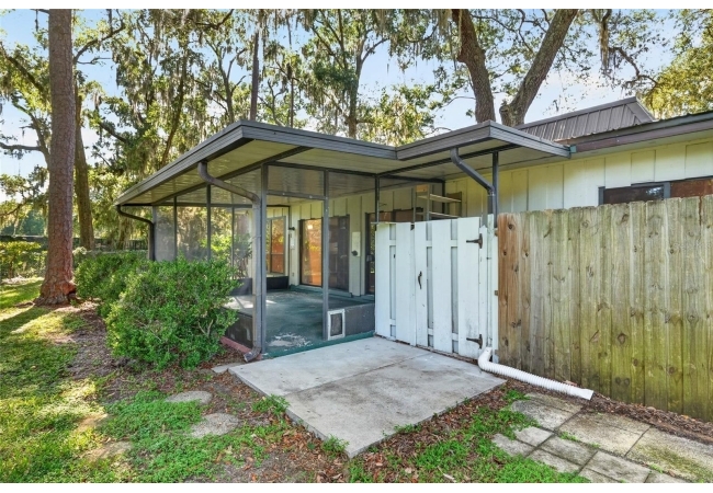 2809 NW 35TH PL House photo 48