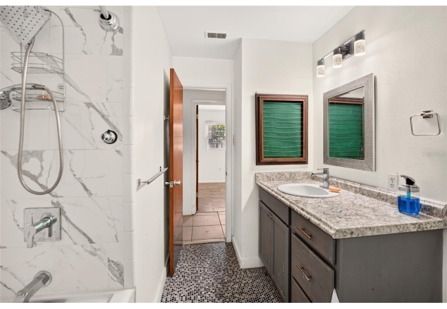 3224 NW 30TH PL House photo 32