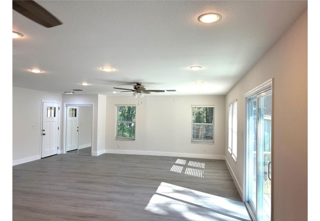 1521 NW 35 TER House photo 14