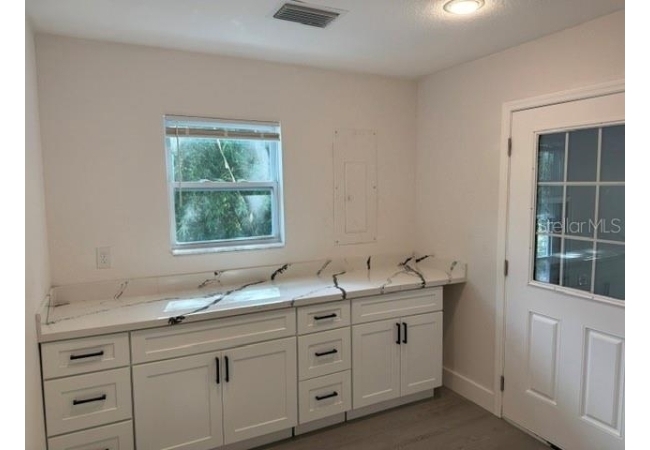 1521 NW 35 TER House photo 18