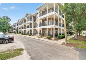 1440 NW 3RD PL #305