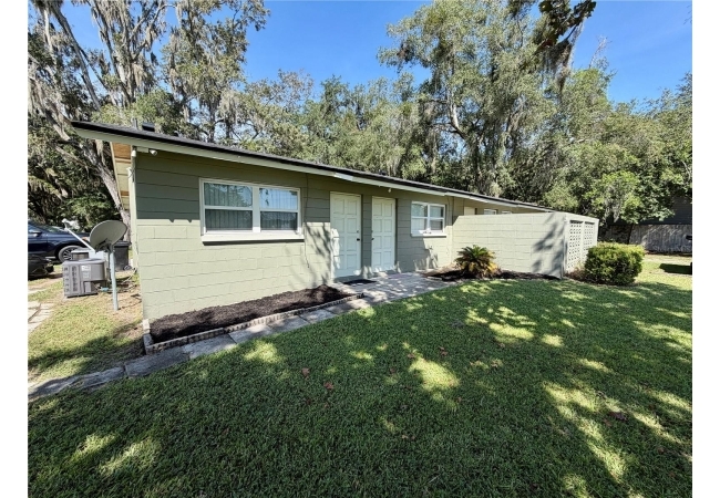 3300 SW 23RD ST House photo 6
