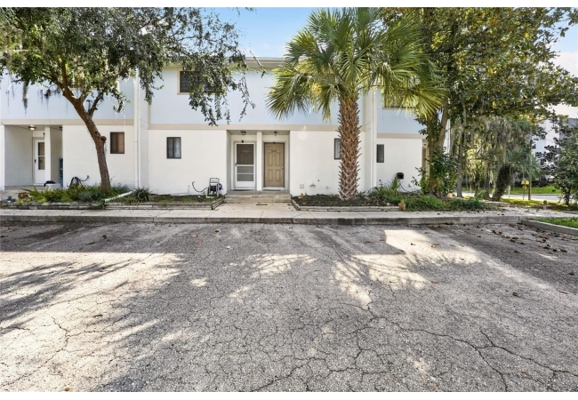 1434 SW 25TH PL #C2 Condo photo 1