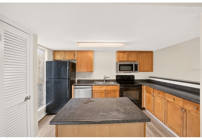 1810 NW 23RD BLVD #252 Condo photo 10