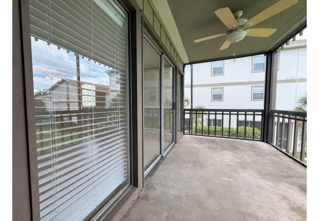 6519 W NEWBERRY RD #305 Condo photo 17