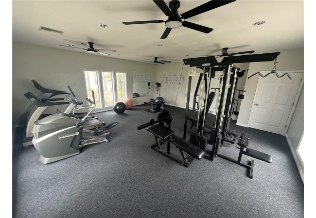 6519 W NEWBERRY RD #305 Condo photo 23