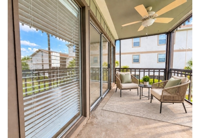 6519 W NEWBERRY RD #305 Condo photo 21