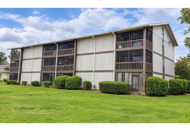 6519 W NEWBERRY RD #305 Condo photo 27