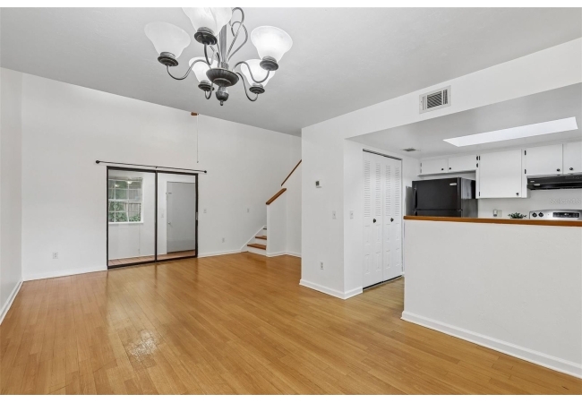 5431 NW 33RD PL Condo photo 13