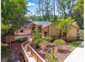 4646 NW 12TH PL