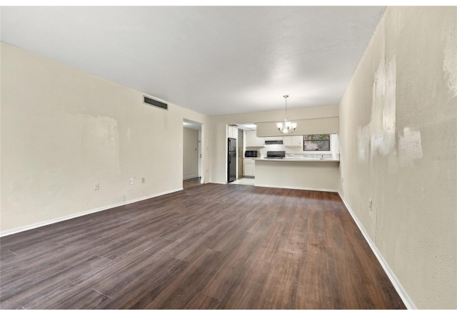 2811 SW ARCHER RD #T167 Condo photo 7