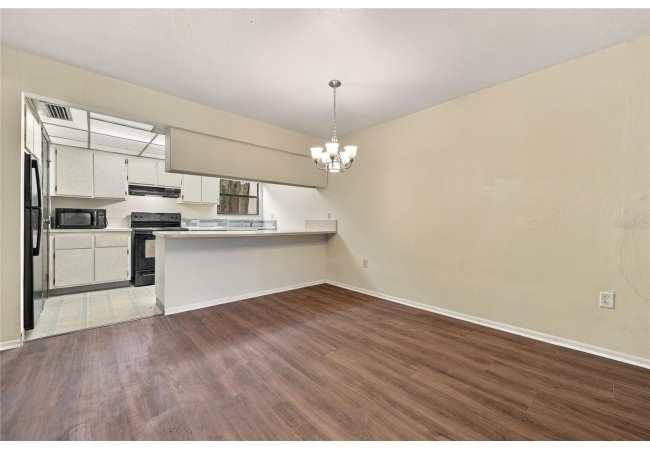 2811 SW ARCHER RD #T167 Condo photo 10