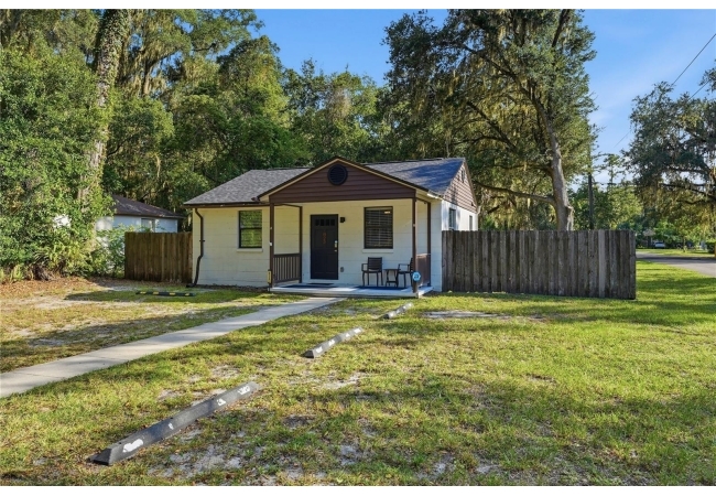 825 NW 19TH AVE House photo 5