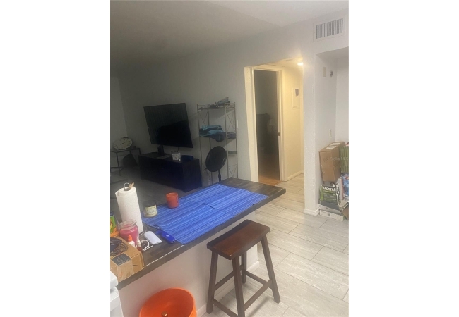 1015 SW 9TH ST #C-2 Condo photo 5