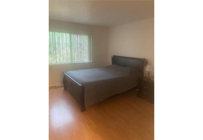 1015 SW 9TH ST #C-2 Condo photo 7