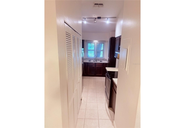 5134 SW 92ND CT Condo photo 6