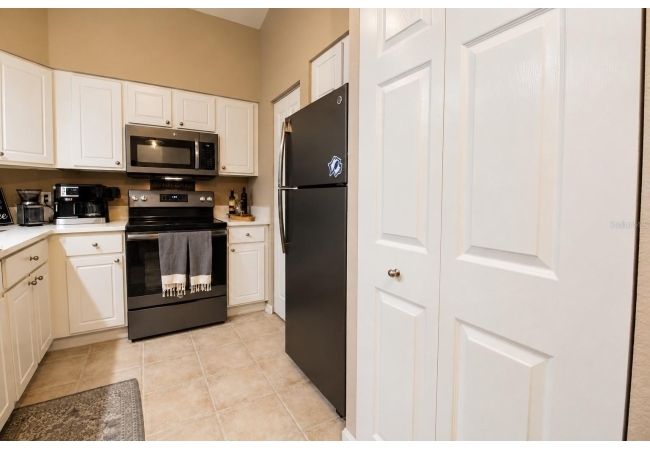 9124 SW 51 RD #B 303 Condo photo 4