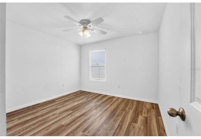 879 NW 251ST DR House photo 12