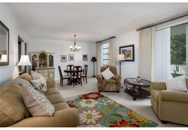 1717 NW 23RD AVE #2E Condo photo 4