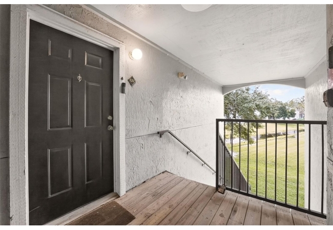 3705 SW 27TH ST #522 Condo photo 3