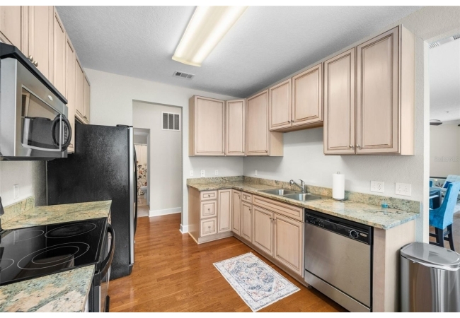 4715 SW 91ST DR #201 Condo photo 6