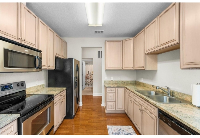 4715 SW 91ST DR #201 Condo photo 8