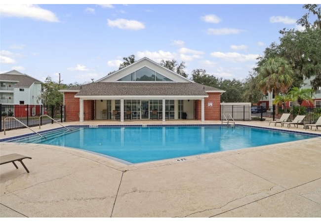 2360 SW ARCHER RD #707 Condo photo 26