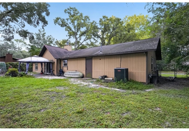 7304 SW 18TH PL House photo 15