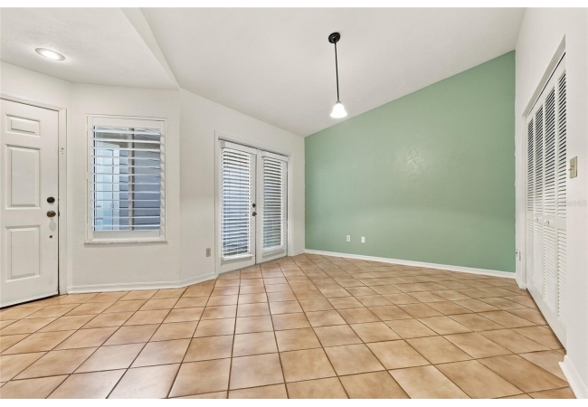 916 NW 124TH DR Condo photo 3