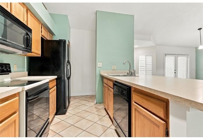 916 NW 124TH DR Condo photo 12
