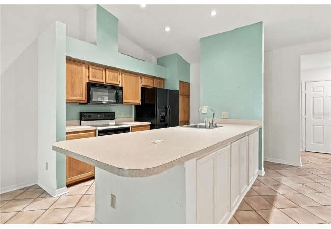 916 NW 124TH DR Condo photo 13