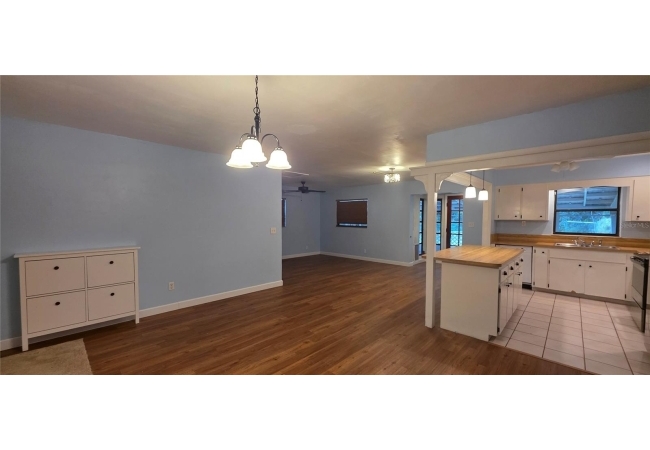 17451 SOUTHSIDE CT House photo 3