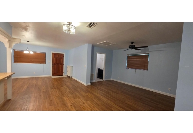 17451 SOUTHSIDE CT House photo 8