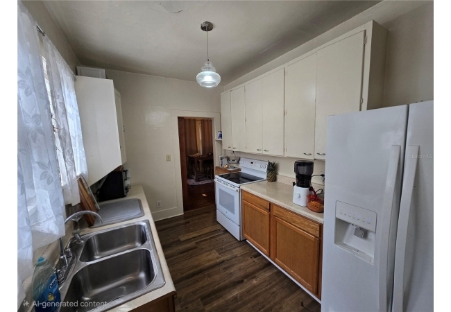 115 NW 20TH DR House photo 9